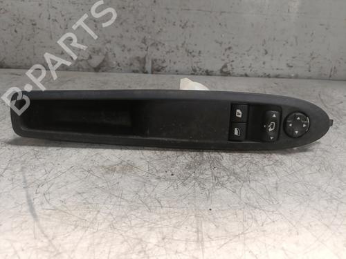 Used Left front window switch DS DS 3 Convertible (SB_) 1.2 THP 110 (110 hp) 28164979