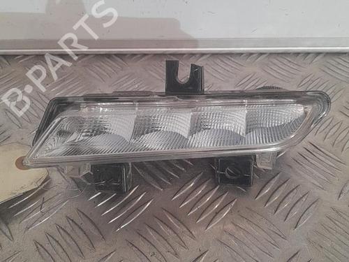 Used Left daytime light Left daytime light 21696163 21696163