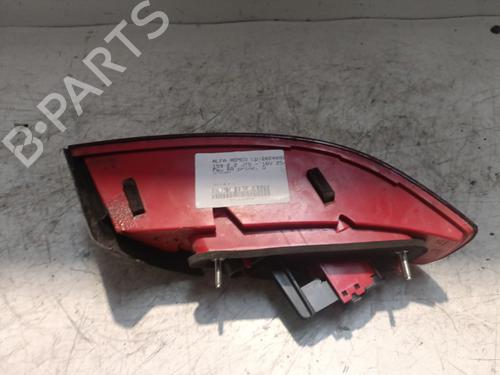 Used Right taillight Right taillight ALFA ROMEO 159 (939_) 2.2 JTS (939AXB1B, 939AXB11) (185 hp) 21693511 21693511