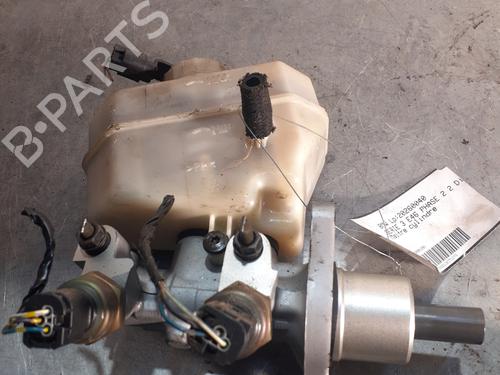 Used Brake master cylinder BMW 3 (E46) 318 d (116 hp) 32996001