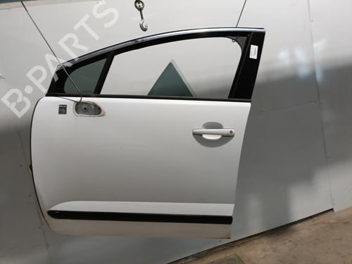 Left front door PEUGEOT 3008 I MPV (0U_) 2.0 HDi Hybrid4 | BP28443219C2