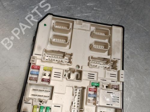 fuse-box-renault-scenic-iii-jz01_-2008-2009-2010-2011-2012-2013-2014-2015-2016-28077879 main image