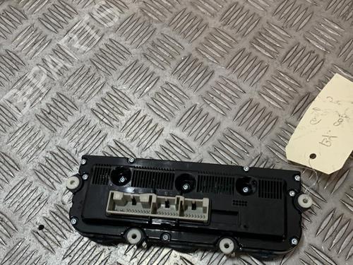 Used Climate control Climate control VW GOLF V (1K1) 2.0 TDI (136 hp) 22033224 22033224