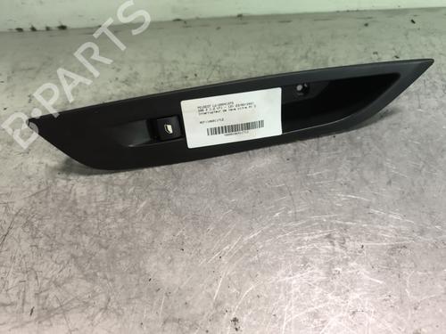 Used Right front window switch PEUGEOT 208 II (UB_, UP_, UW_, UJ_) 1.2 PureTech 75 (75 hp) 26893370