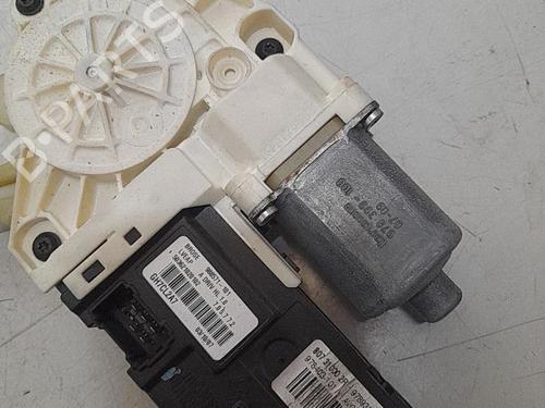 Used Left front window motor Left front window motor RENAULT LAGUNA III (BT0/1) 2.0 dCi (BT07, BT0J, BT14, BT1A, BT1S) (131 hp) 21714237 21714237