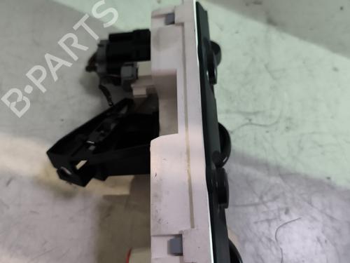 Used Climate control Climate control FORD FUSION (JU_) 1.4 TDCi (68 hp) 24330874 24330874