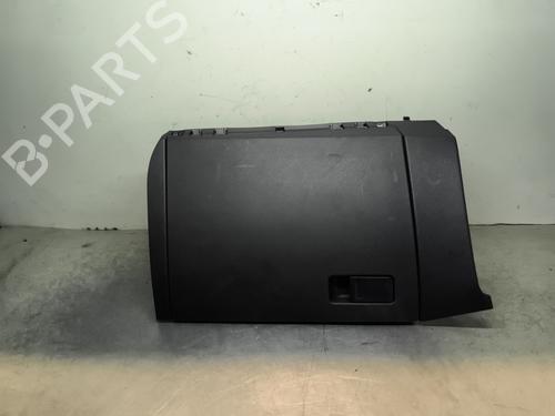 Handskerum VW POLO VI (AW1, BZ1, AE1) 1.0 TSI (110 hp) 32994722