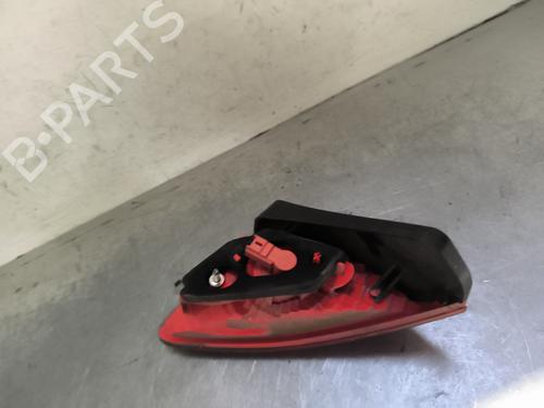 Used Right tailgate light Right tailgate light PEUGEOT 3008 I MPV (0U_) 2.0 HDi Hybrid4 (163 hp) 28443211 28443211