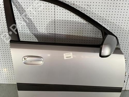 Used Right front door Right front door 21712759 21712759