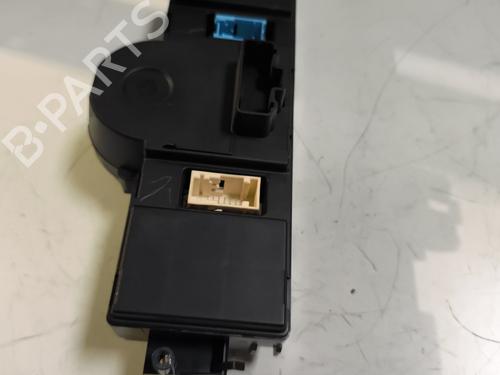 climate-control-renault-scenic-ii-jm01_-2003-2004-2005-2006-2007-2008-2009-2010-24222099 main image