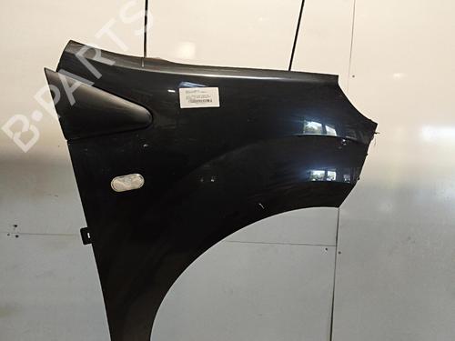 Used Right front fenders Right front fenders 39227625 39227625