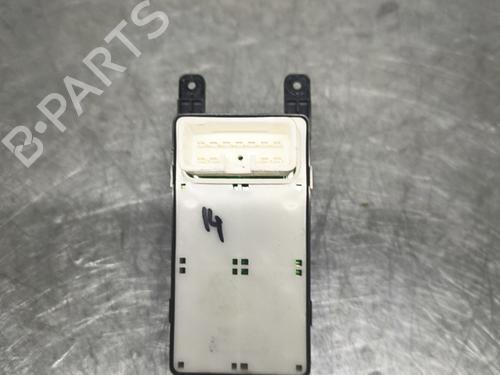 Left front window switch HYUNDAI i20 I (PB, PBT) 1.4 CRDi | BP32996541I27 - Image 2