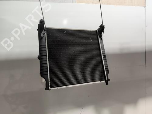 Radiateur à eau JEEP CHEROKEE (KJ) 2.8 CRD 4x4 (163 hp) 31672963