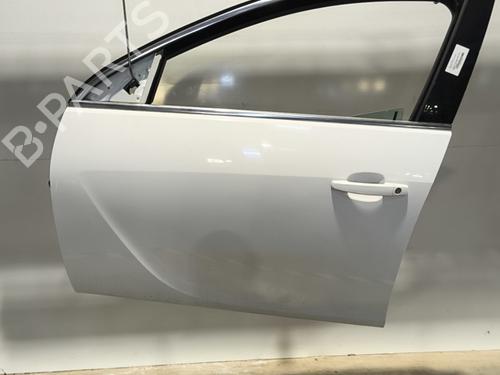 Used Left front door OPEL INSIGNIA A Sports Tourer (G09) [2008-2017]  31257805