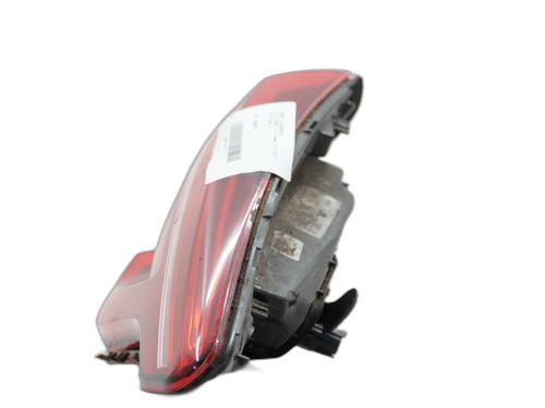 left-tailgate-light-renault-clio-v-b7_-2019-38188516 main image