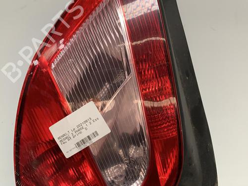 Used Right taillight RENAULT MEGANE II (BM0/1_, CM0/1_) 2.0 16V (BM0U, CM0U) (135 hp) 21708097