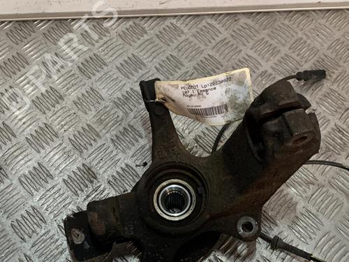 Used Left front steering knuckle PEUGEOT 107 (PM_, PN_) 1.0 (68 hp) 21714716