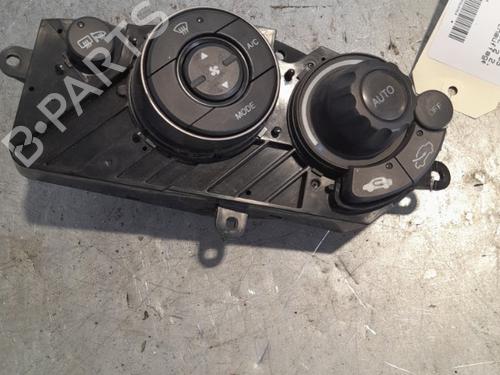 Used Climate control HONDA CIVIC VIII Hatchback (FN, FK) 2.2 CTDi (FK3) (140 hp) 21721091