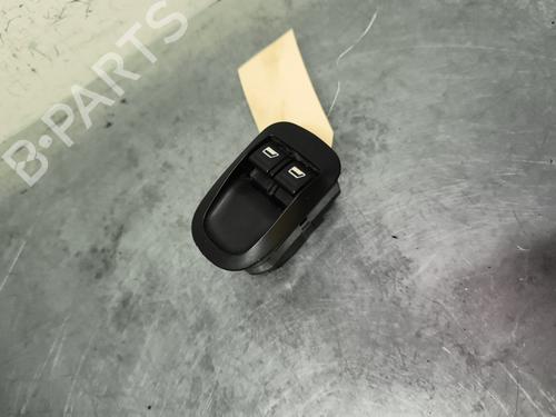 Used Left front window switch PEUGEOT 206+ (2L_, 2M_) 1.4 i (73 hp) 32995340