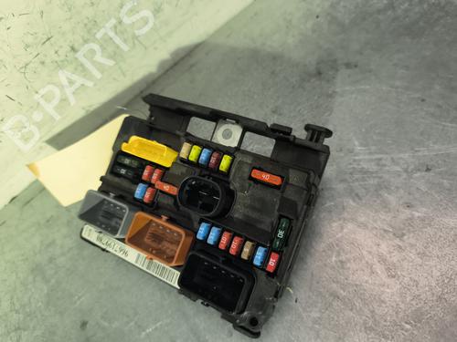 Used Fuse box Fuse box 29733117 29733117