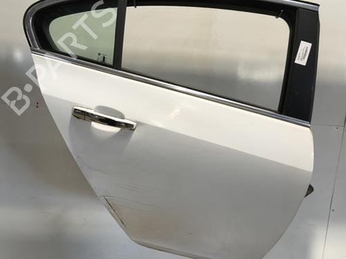 Used Right rear door OPEL INSIGNIA A (G09) 2.0 CDTI (68) (131 hp) 31872093