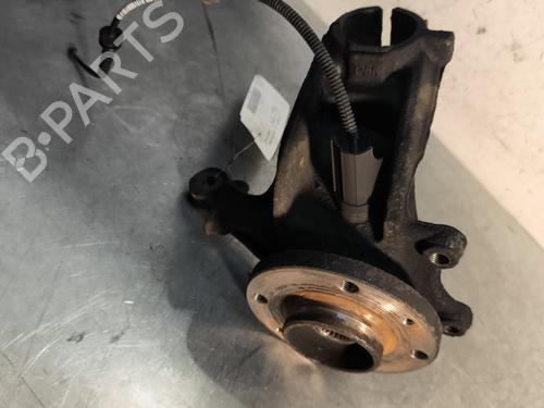 Used Right front steering knuckle Right front steering knuckle CITROËN C3 III (SX) 1.2 PureTech 82 (83 hp) 30105025 30105025