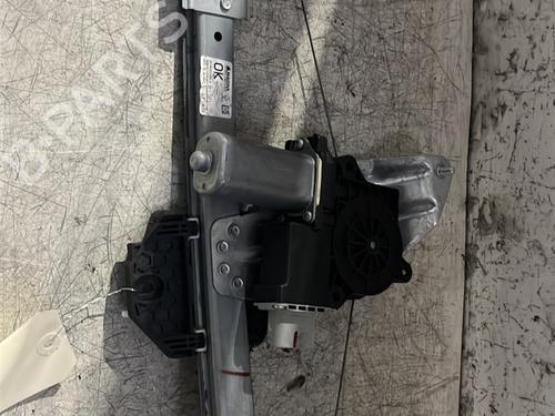 Rudehejsemekanisme ventre foran DACIA SANDERO II 1.0 SCe 75 (B8JC, B8JD, B8NC) (73 hp) 32995910