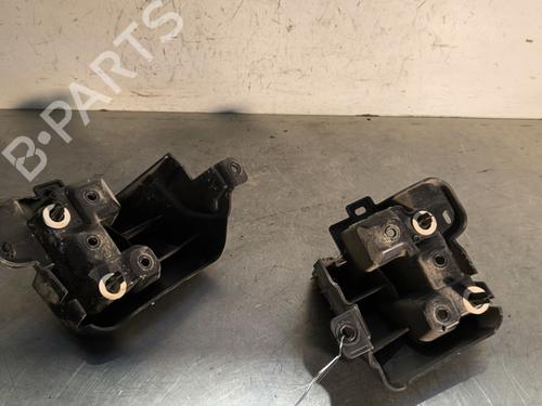 Suporte do pára-choques trás Suporte do pára-choques trás RENAULT CLIO V (B7_) 1.0 TCe 90 (B7MT) (91 hp) 33806816 33806816