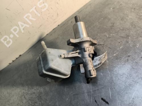 brake-master-cylinder-mercedes-benz-e-class-convertible-a207-2010-2011-2012-2013-2014-2015-2016-30356942 main image