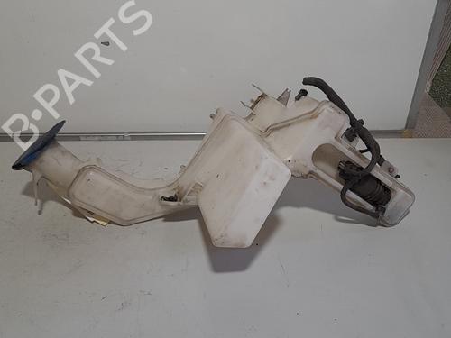 Used Windscreen washer tank VW PASSAT B6 (3C2) 1.9 TDI (105 hp) 21696993