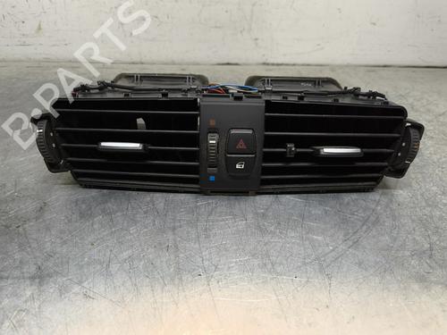 Used Air vent BMW X3 (F25) xDrive 20 d (163 hp) 30357004