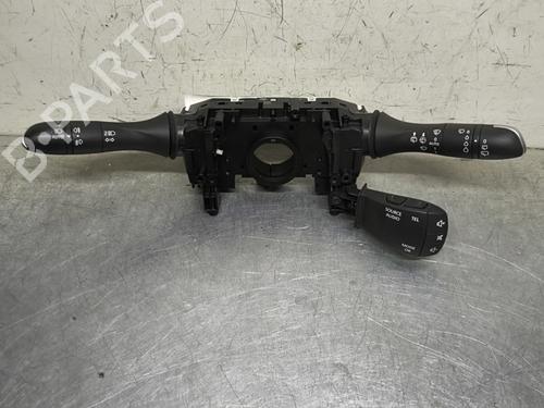 Used Steering column stalk Steering column stalk RENAULT MEGANE IV Hatchback (B9A/M/N_) 1.2 TCe 130 (B9MR) (130 hp) 33992148 33992148