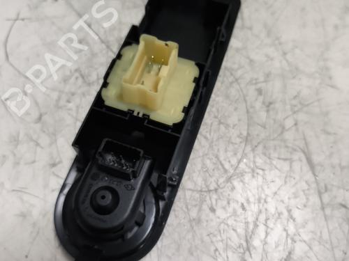 Used Left front window switch Left front window switch RENAULT CLIO IV (BH_) 1.5 dCi 75 (75 hp) 24527073 24527073