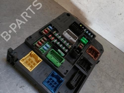 Fuse box CITROËN C4 Grand Picasso II (DA_, DE_) 1.6 BlueHDi 120 | BP29003422E1