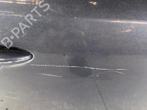Used Right front door Right front door 21704235 21704235