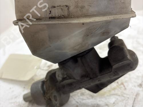 Used Brake master cylinder Brake master cylinder 39640113 39640113