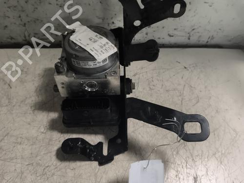 Used ABS pump ABS pump RENAULT MEGANE IV Hatchback (B9A/M/N_) 1.5 dCi 110 (B9A3) (110 hp) 26946658 26946658