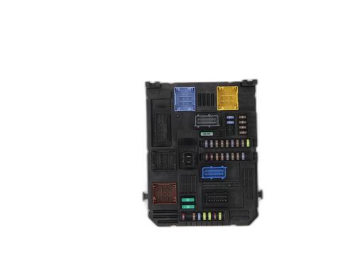 Used Fuse box Fuse box 36022109 36022109