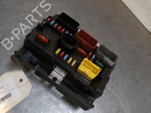 Used Fuse box PEUGEOT 207 (WA_, WC_) 1.6 HDi (90 hp) 28442821