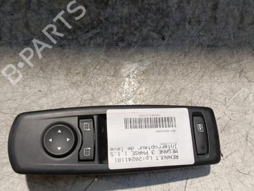 Used Left front window switch RENAULT MEGANE III Hatchback (BZ0/1_, B3_) 1.5 dCi (106 hp) 21704502
