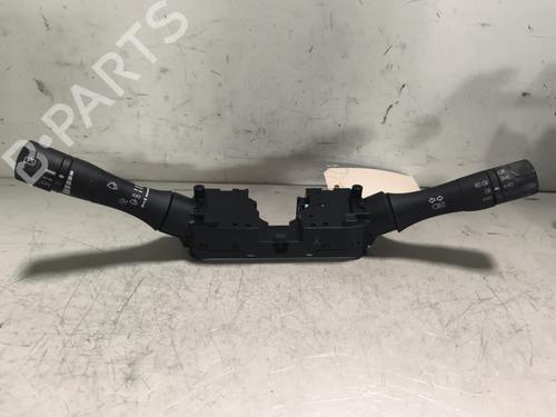 Used Steering column stalk Steering column stalk NISSAN JUKE (F15) 1.6 (117 hp) 26213682 26213682