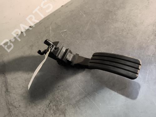 Pedal RENAULT MEGANE III Coupe (DZ0/1_) 1.5 dCi (DZ09, DZ0D, DZ1F, DZ1G, DZ14, DZ29) (110 hp) 32993576