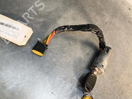 Used Ignition barrel Ignition barrel RENAULT CLIO II (BB_, CB_) 1.2 16V (BB05, BB0W, BB11, BB27, BB2T, BB2U, BB2V, CB05,... (75 hp) 30357461 30357461
