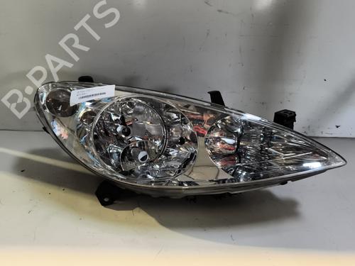 Used Right headlight PEUGEOT 307 (3A/C) 2.0 16V (136 hp) 23967392