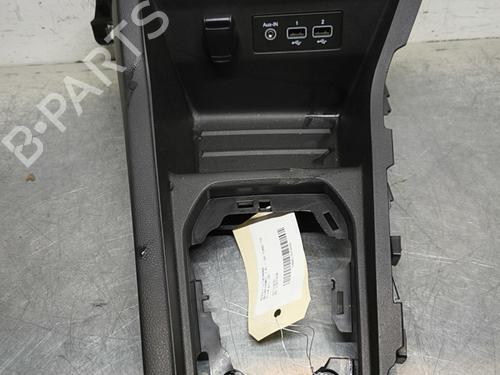 electronic-module-renault-clio-v-b7_-2019-30552735 main image