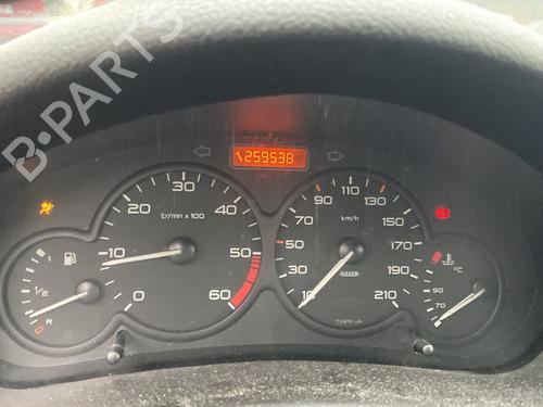 Right taillight PEUGEOT 206 Hatchback (2A/C) 1.4 HDi eco 70 | BP21720675C35 