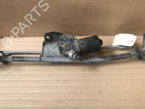 Used Front wiper motor TOYOTA AVENSIS Liftback (_T22_) 2.0 D-4D (CDT220_, CDT220R) (110 hp) 21724476