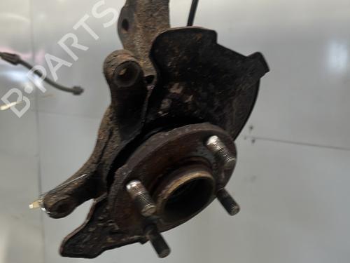 Venstre bremsekaliber foran SUZUKI SWIFT III (MZ, EZ) 1.3 4x4 (RS 413, ZD11S) | BP28302603M105 