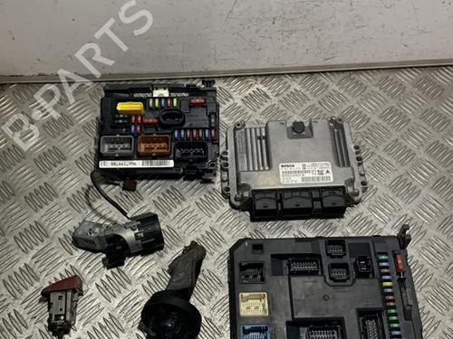 Used Electronic module Electronic module CITROËN C3 II (SC_) 1.6 HDi 90 (90 hp) 21706432 21706432