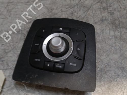 Used Switch RENAULT SCÉNIC III (JZ0/1_) 1.5 dCi (110 hp) 21693143